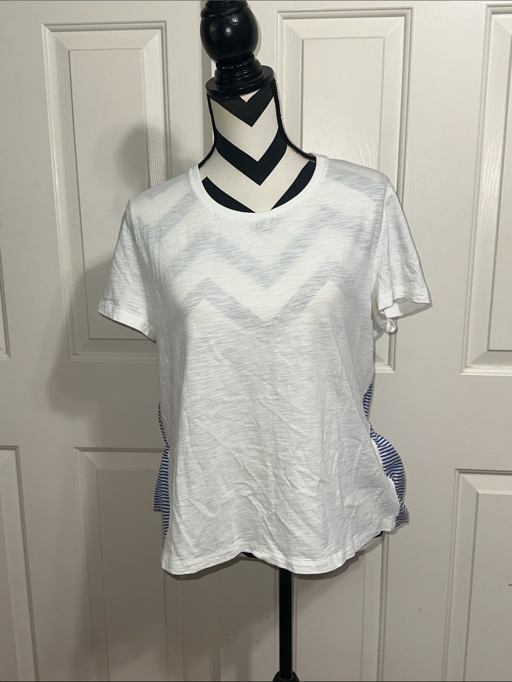 Broome Street Kate Spade Blue & White Striped Back Short Sleeve Top